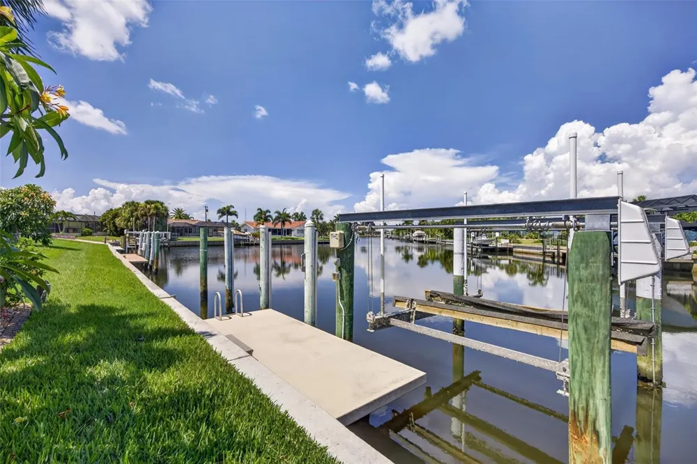 359 BAL HARBOR BOULEVARD Punta Gorda, FL 33950