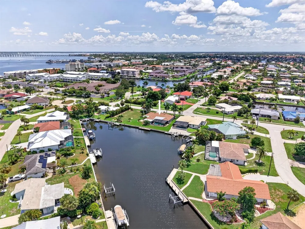 359 BAL HARBOR BOULEVARD Punta Gorda, FL 33950
