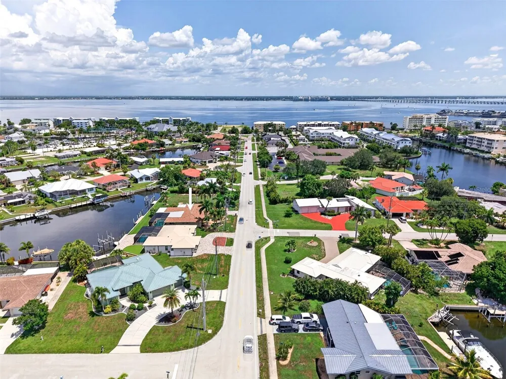 359 BAL HARBOR BOULEVARD Punta Gorda, FL 33950