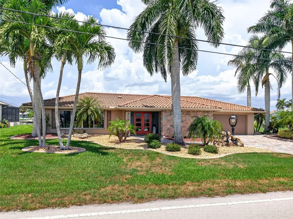 359 BAL HARBOR BOULEVARD Punta Gorda, FL 33950