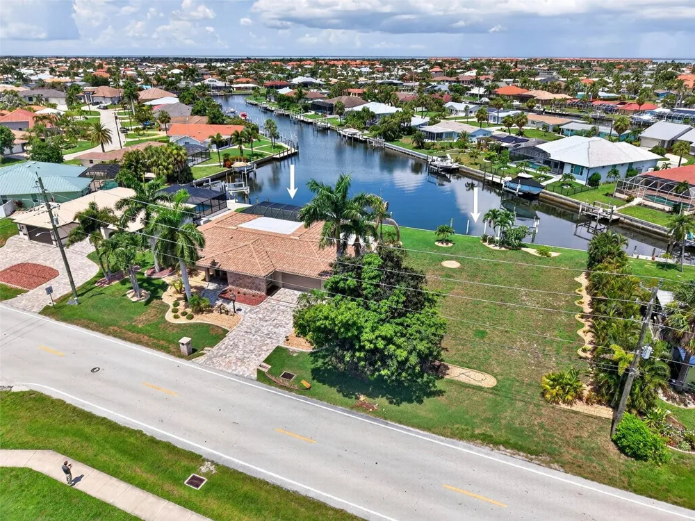 359 BAL HARBOR BOULEVARD Punta Gorda, FL 33950