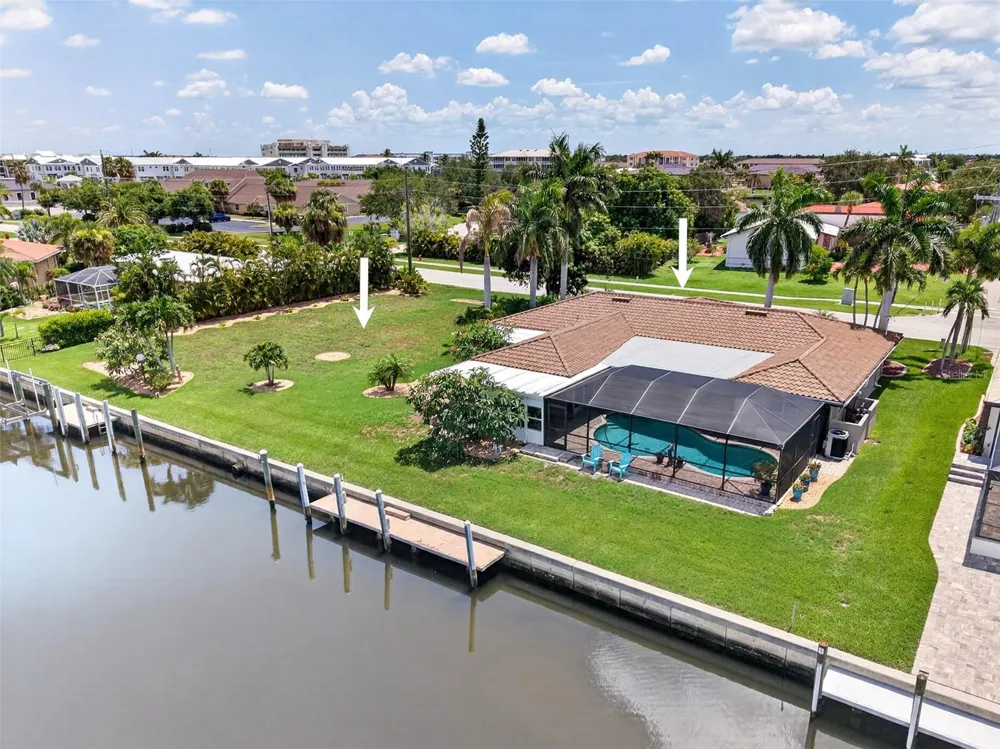 359 BAL HARBOR BOULEVARD Punta Gorda, FL 33950