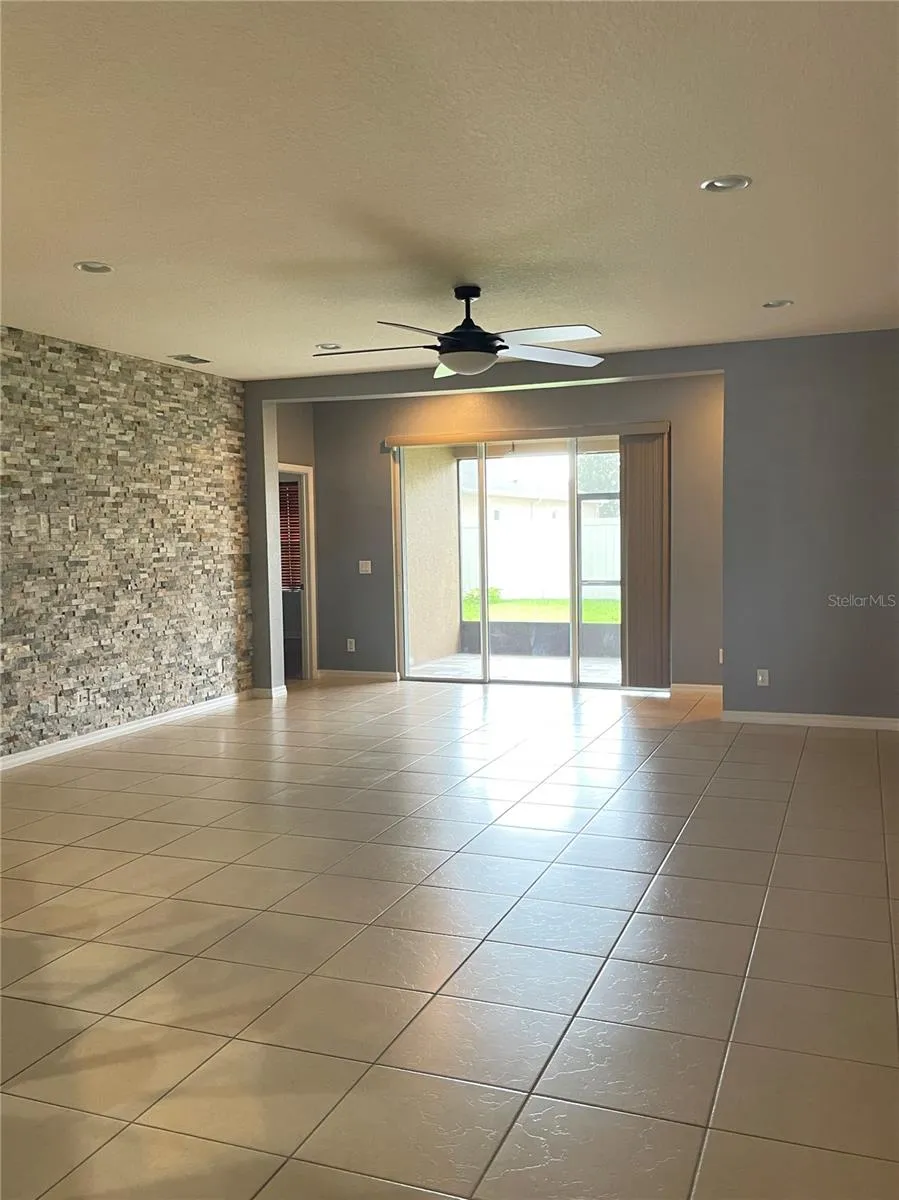 12810 BOGGY VIEW DR Orlando, FL 32824