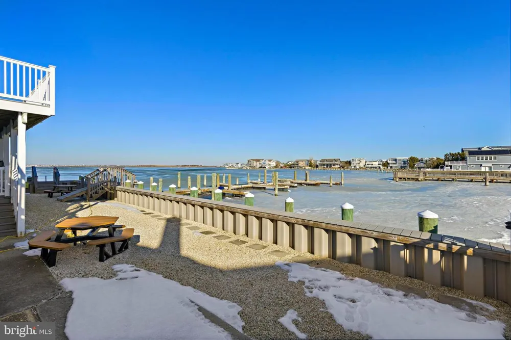 201 W SHIP BOTTOM AVENUE Ship Bottom, NJ 08008