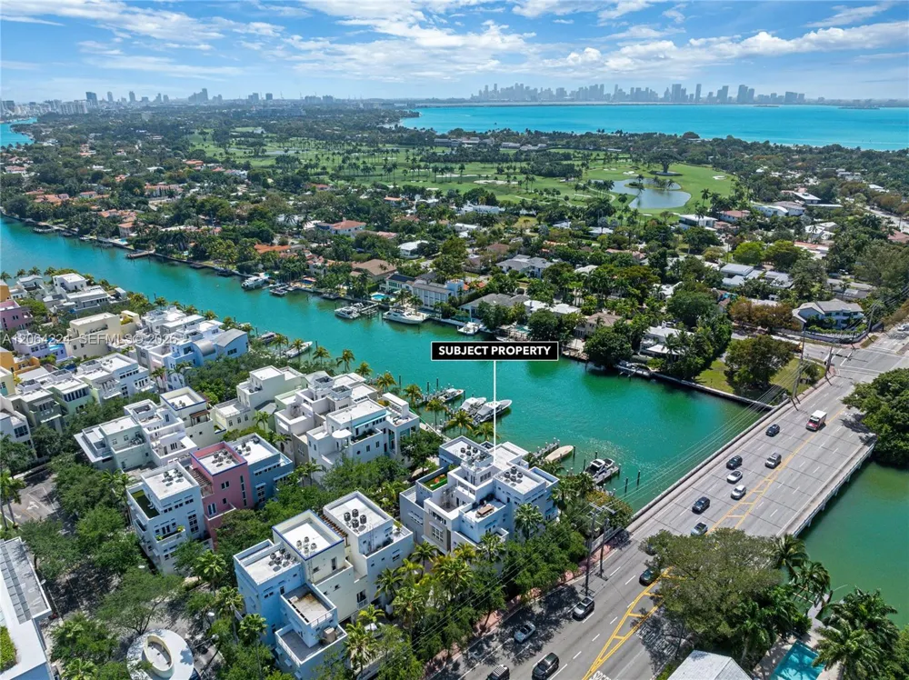 6203 Laguna Path N Miami Beach, FL 33141