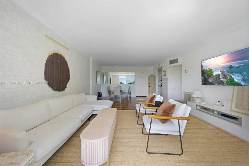 10275 Collins Ave #334 Bal Harbour, FL 33154
