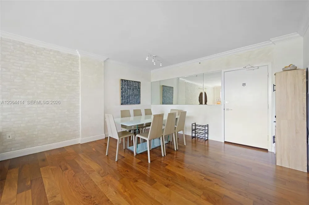 10275 Collins Ave #334 Bal Harbour, FL 33154