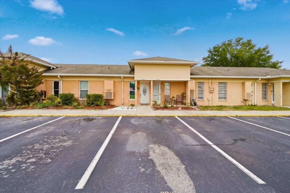 2237 CLUB CIRCLE Lake Wales, FL 33854