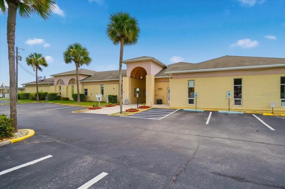 2237 CLUB CIRCLE Lake Wales, FL 33854
