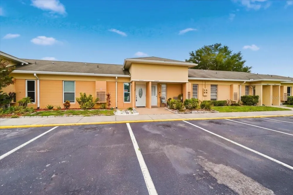 2237 CLUB CIRCLE Lake Wales, FL 33854