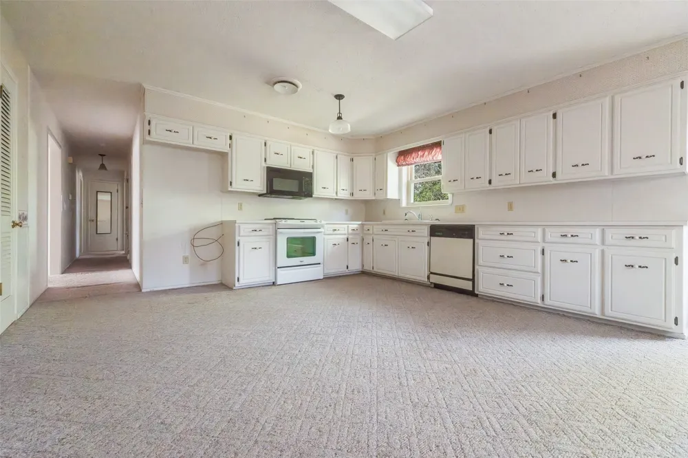 133 Ironwood Street Hereford, TX 79045