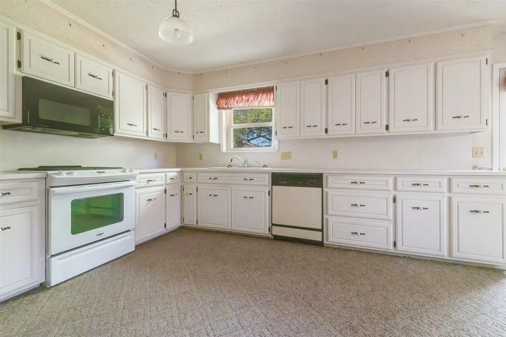 133 Ironwood Street Hereford, TX 79045