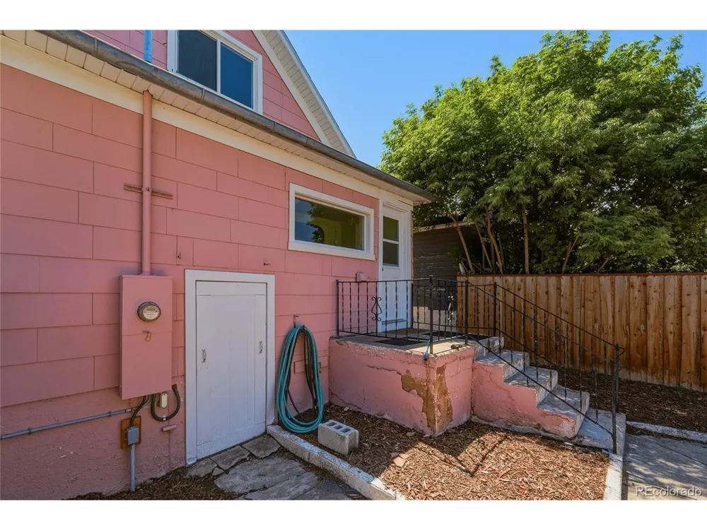 303 E White Avenue Trinidad, CO 81082