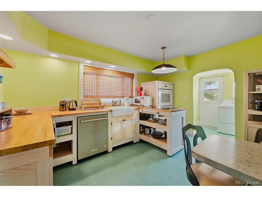 303 E White Avenue Trinidad, CO 81082