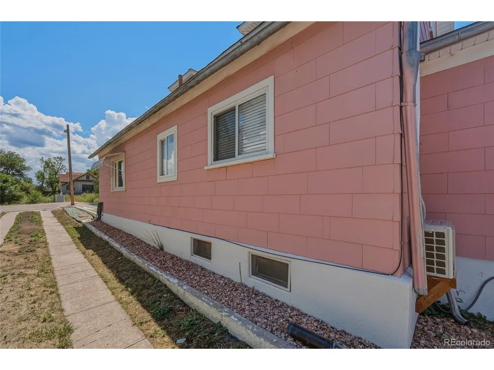 303 E White Avenue Trinidad, CO 81082