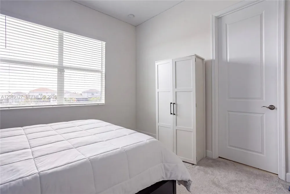 5850 Whippoorwill Cir Westlake, FL 33470