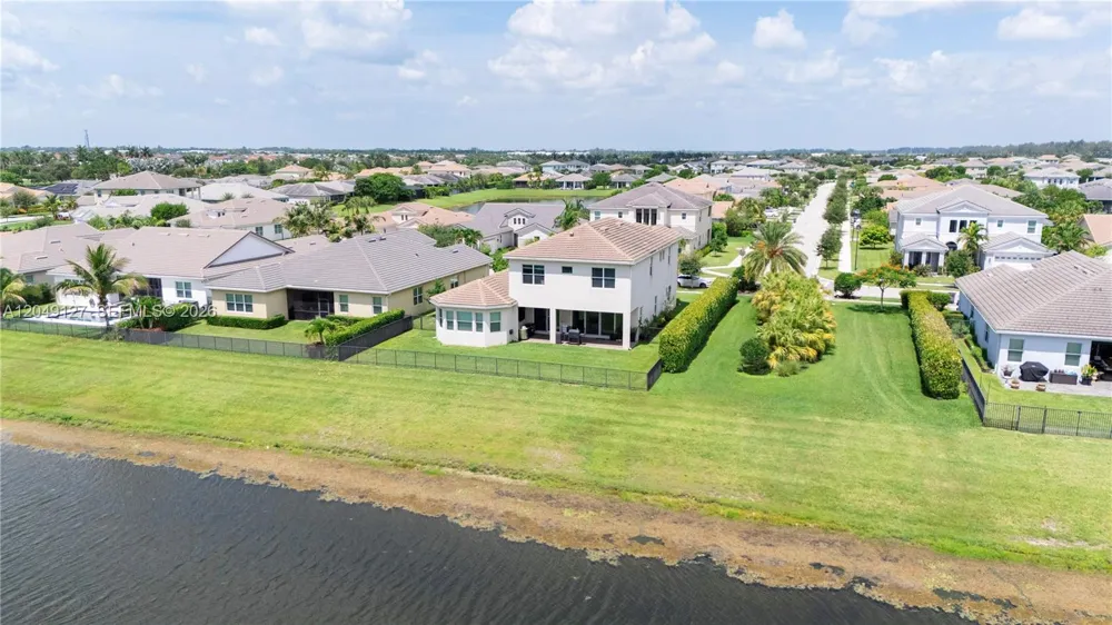 5850 Whippoorwill Cir Westlake, FL 33470