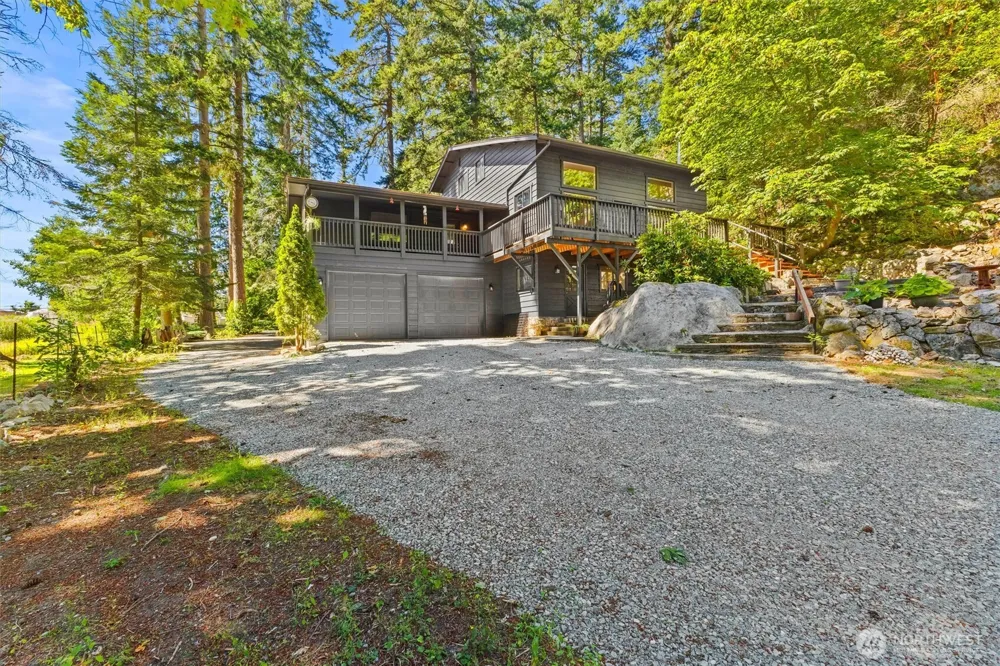 4333 Wildwood Lane Anacortes, WA 98221
