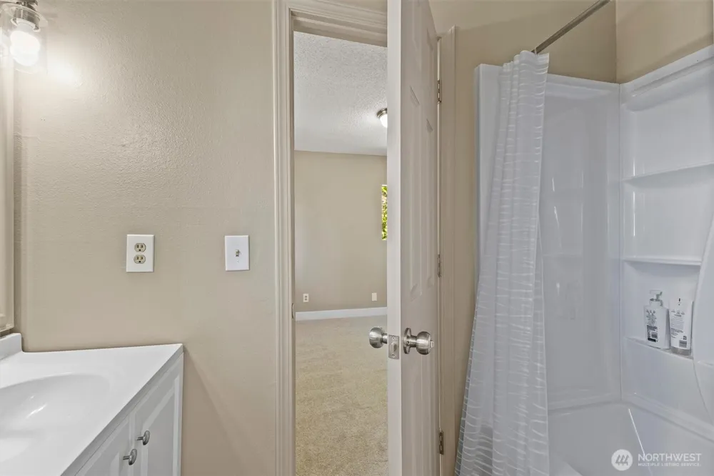 4333 Wildwood Lane Anacortes, WA 98221