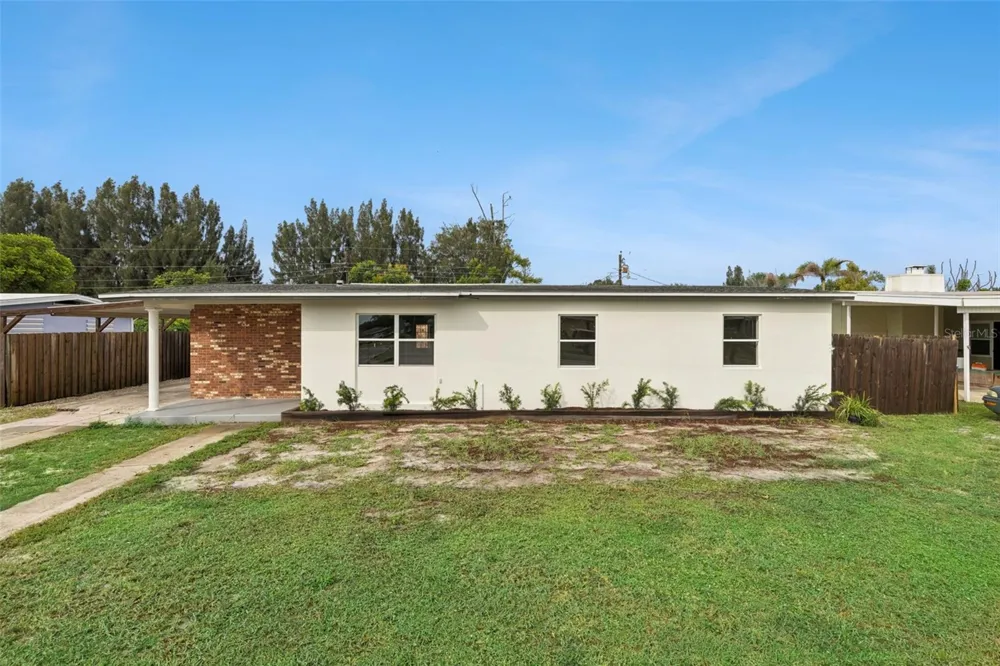 1061 BIANCA DRIVE NE Palm Bay, FL 32905