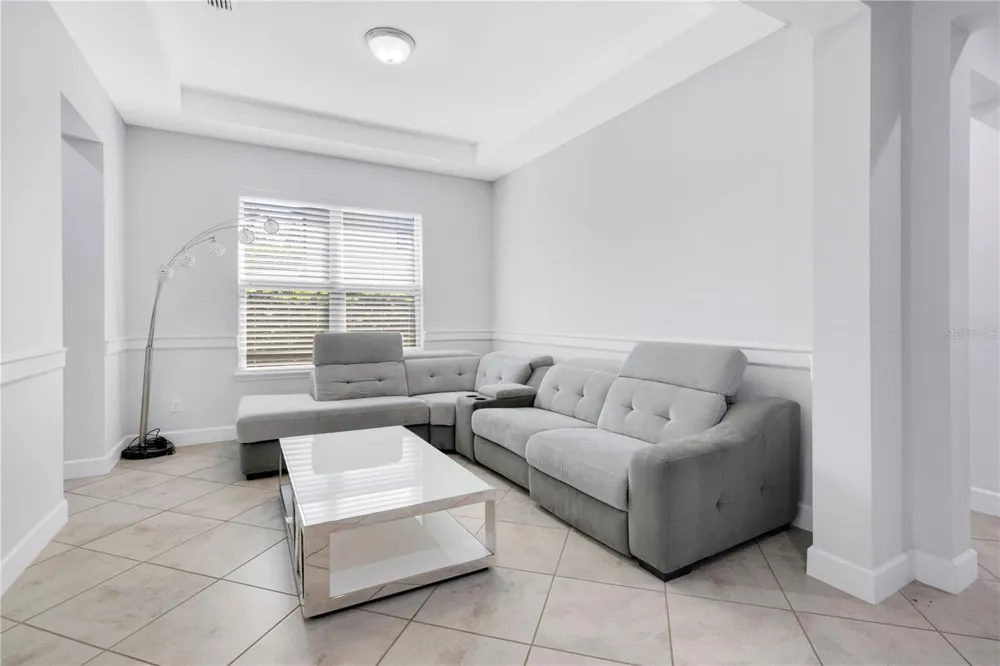 9443 ROYAL ESTATES BOULEVARD Orlando, FL 32836