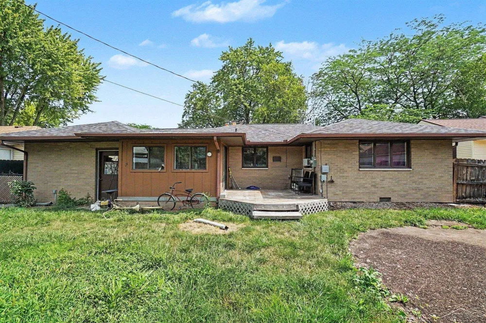 3 Northmoor Road Saginaw City, MI 48602
