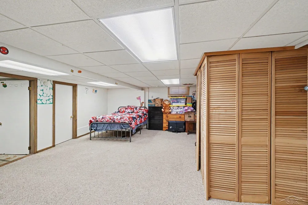 3 Northmoor Road Saginaw City, MI 48602