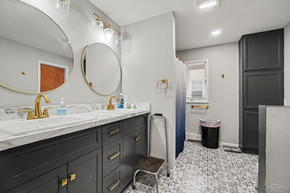 3 Northmoor Road Saginaw City, MI 48602
