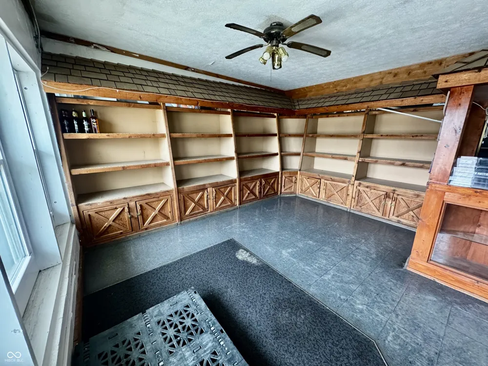 108 Cross Street Waveland, IN 47989