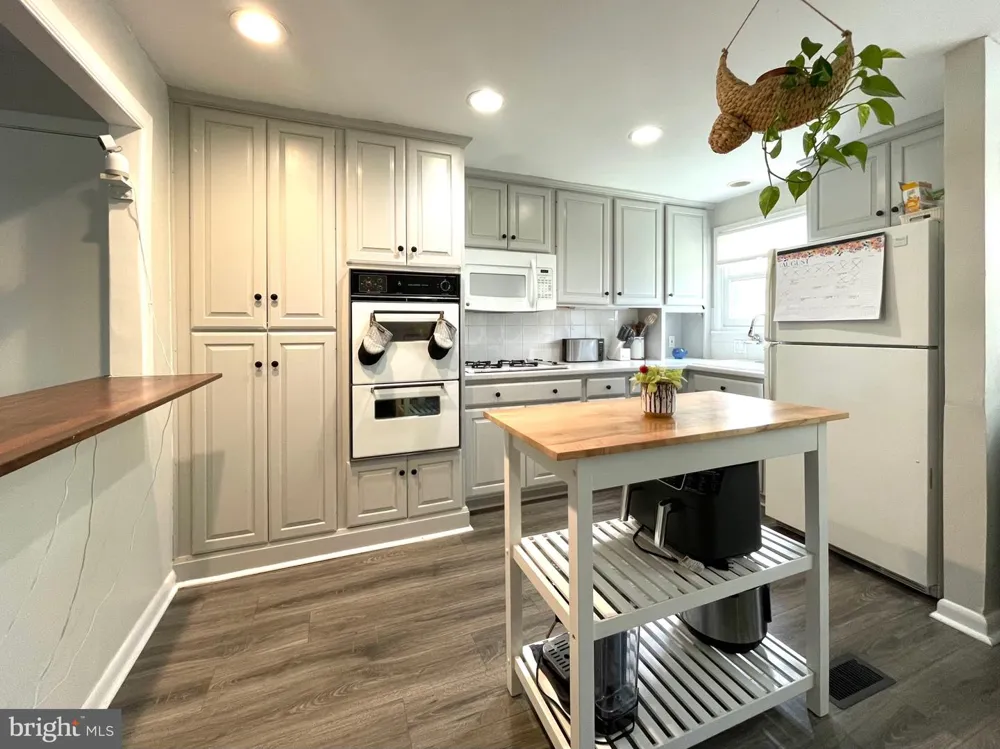 12564 BISCAYNE DRIVE Philadelphia, PA 19154