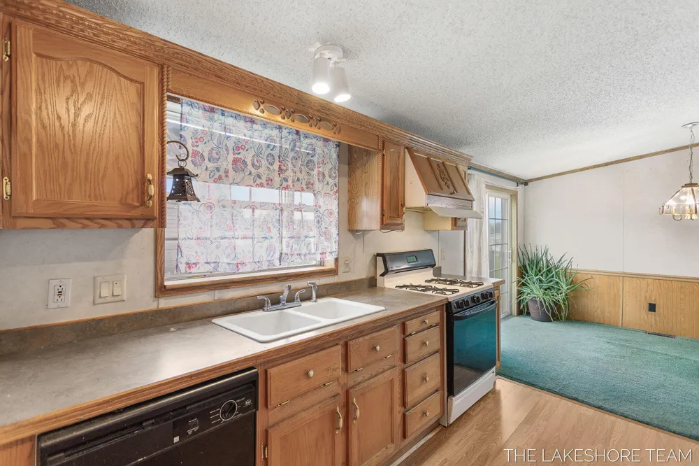 3274 Barbaray Way Holland, MI 49424