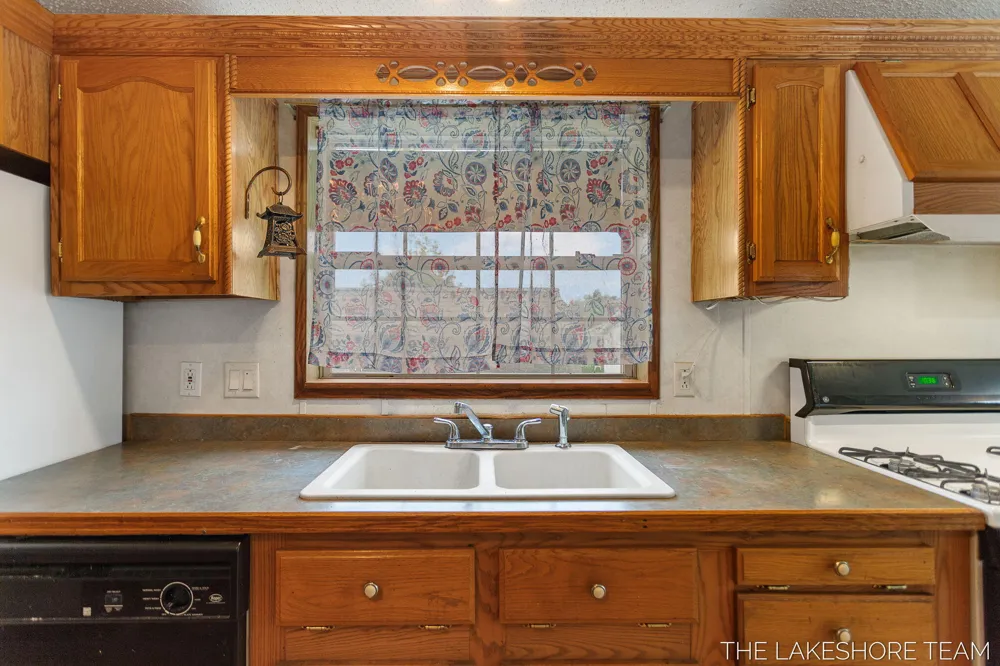 3274 Barbaray Way Holland, MI 49424
