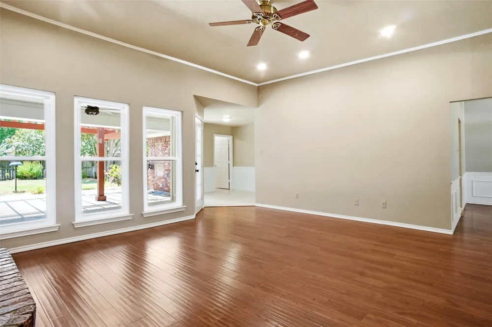 1321 Oak Harbor Boulevard Azle, TX 76020
