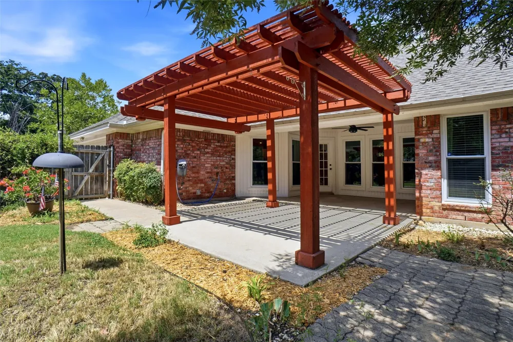 1321 Oak Harbor Boulevard Azle, TX 76020