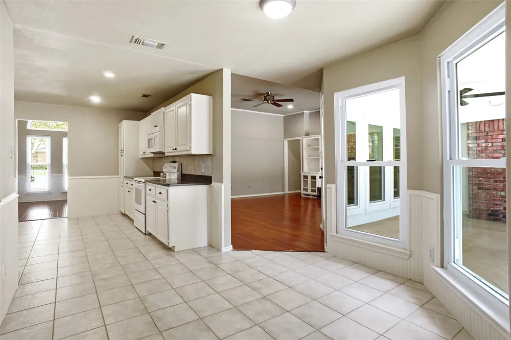1321 Oak Harbor Boulevard Azle, TX 76020