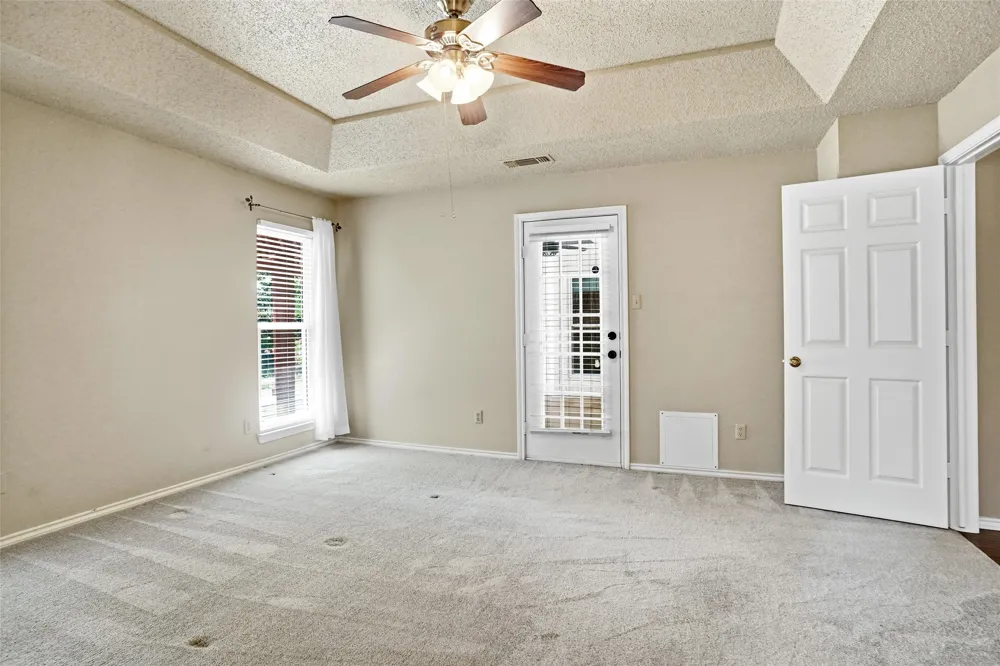 1321 Oak Harbor Boulevard Azle, TX 76020