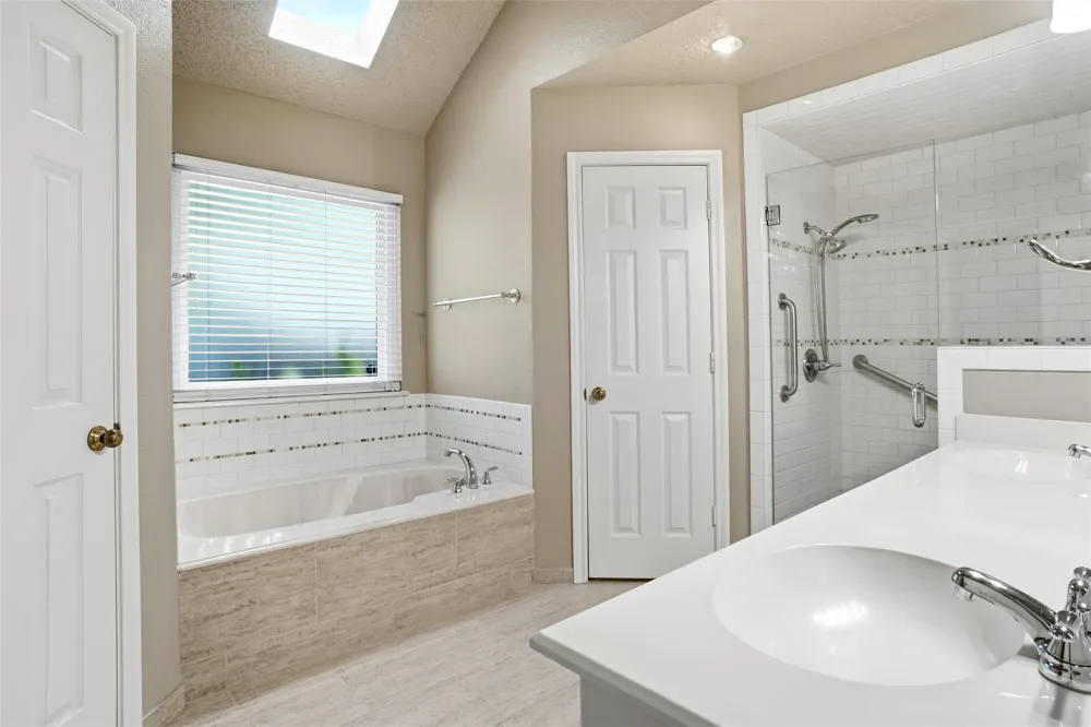 1321 Oak Harbor Boulevard Azle, TX 76020