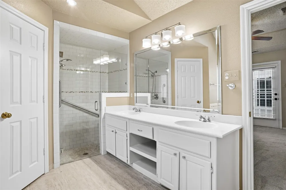 1321 Oak Harbor Boulevard Azle, TX 76020