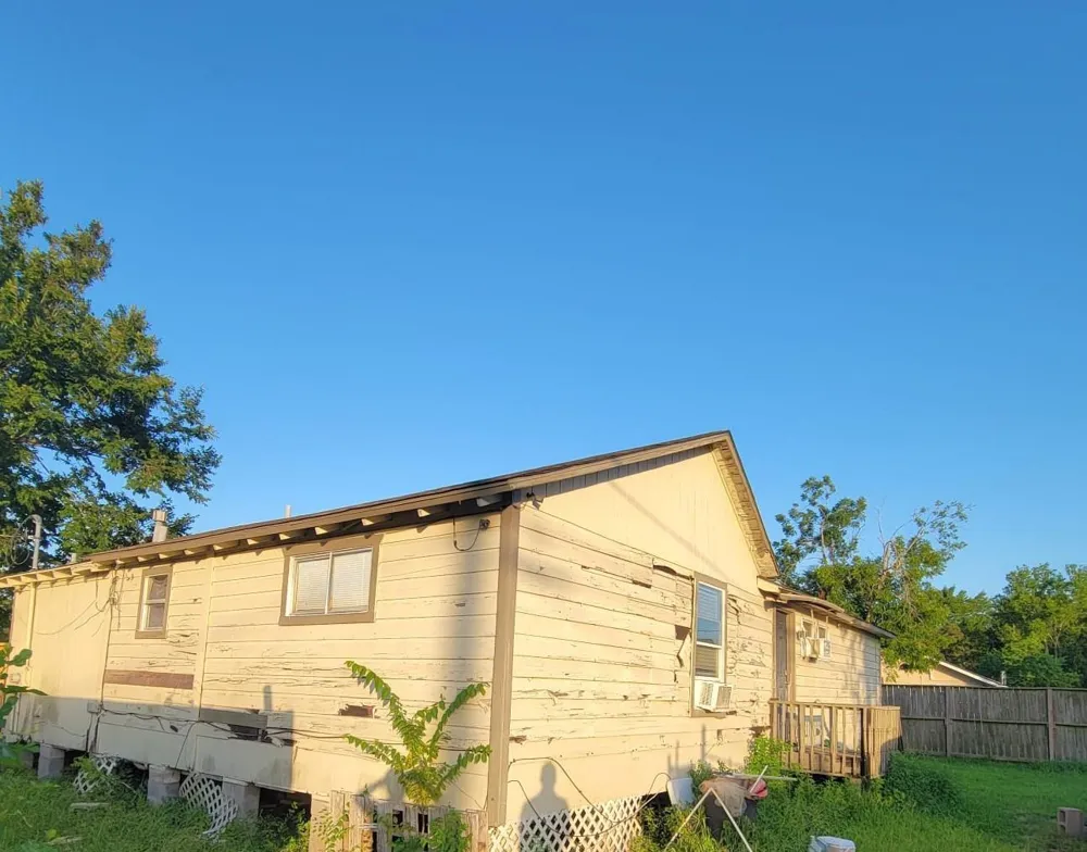 802 S Virginia Street La Porte, TX 77571
