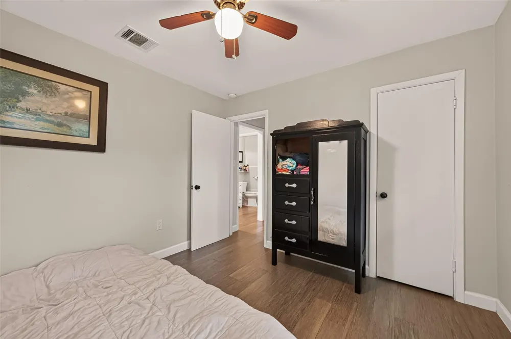 3315 Walsh Street Bayview, TX 77518
