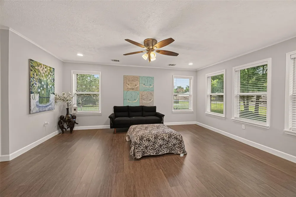 3315 Walsh Street Bayview, TX 77518