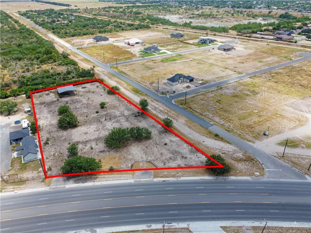 8911 W Mile 3 Road Penitas, TX 78576