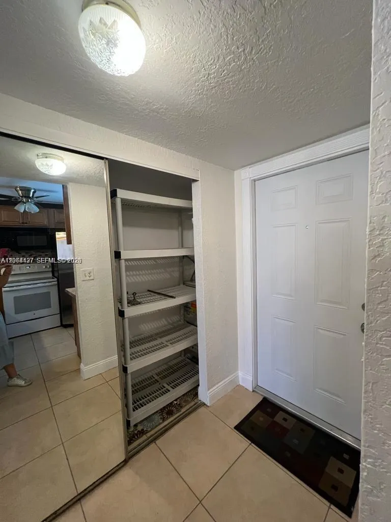 7305 NW 4th Pl #108 Margate, FL 33063