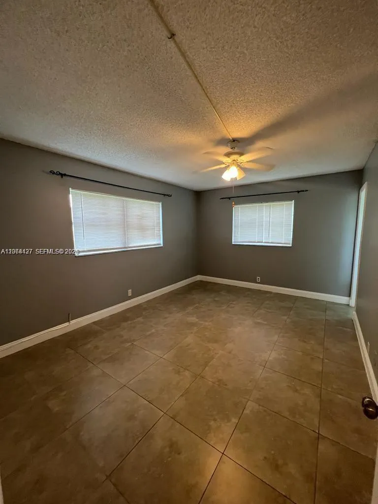 7305 NW 4th Pl #108 Margate, FL 33063