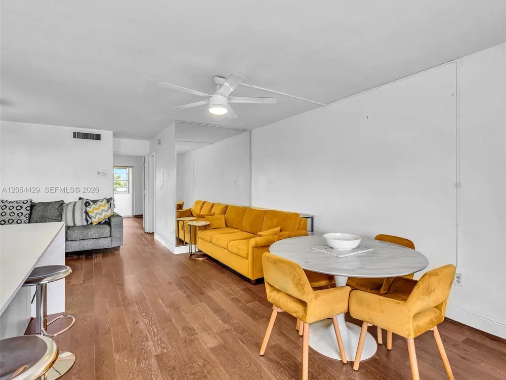 15 NW 204th St #30 Miami Gardens, FL 33169