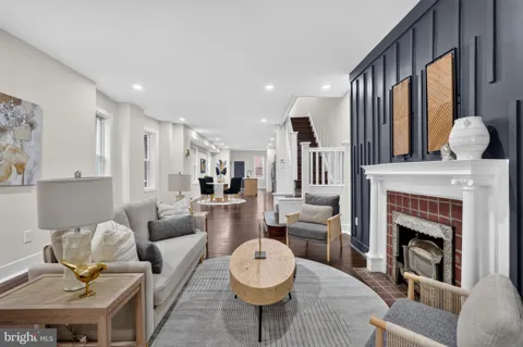 28 S 50TH STREET