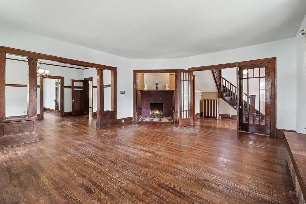 1607 6th Street Muskegon, MI 49441