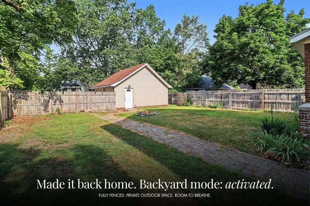 1607 6th Street Muskegon, MI 49441