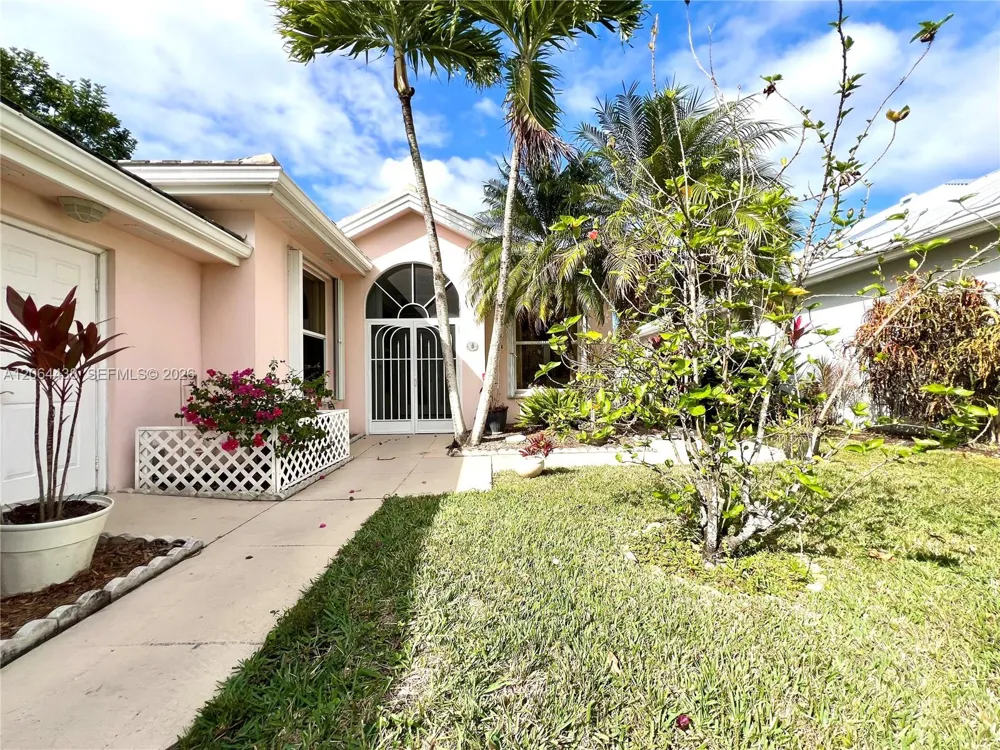 7625 SE Bay Cedar Cir Hobe Sound, FL 33455