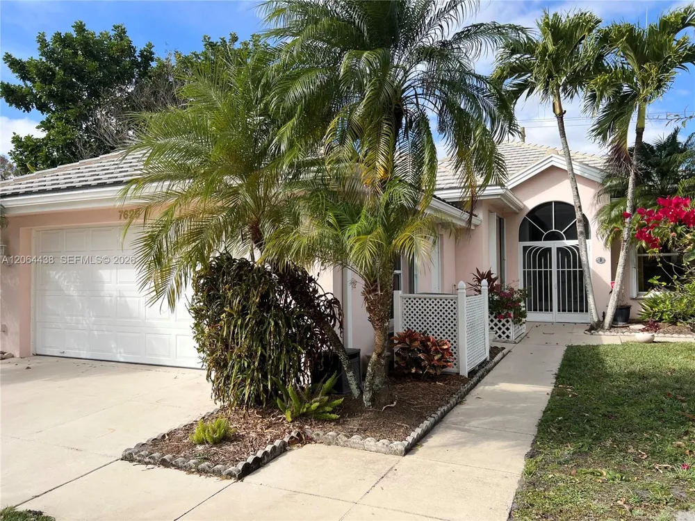 7625 SE Bay Cedar Cir Hobe Sound, FL 33455